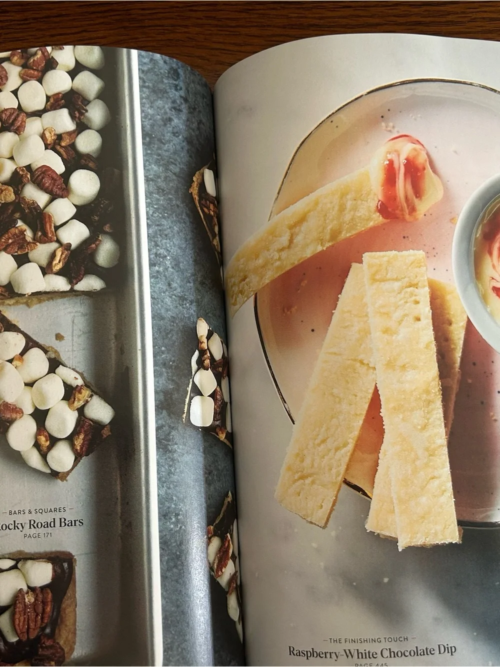 King Arthur Baking Company The Essential Cookie Companion - Revised and Updated